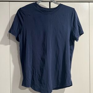 Lululemon Tee